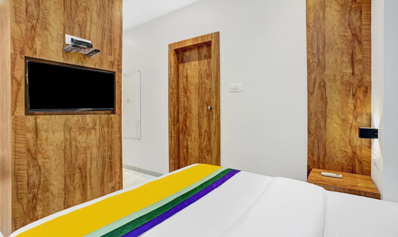 Itsy Hotels Heraa International Bombay Exterior foto